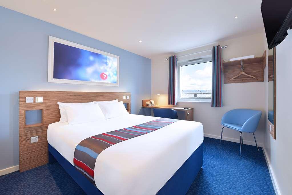 แทรเวลลอดจ์ แบรคเนล เซ็นทรัล Hotel แบล็กเนลล์ ห้อง รูปภาพ